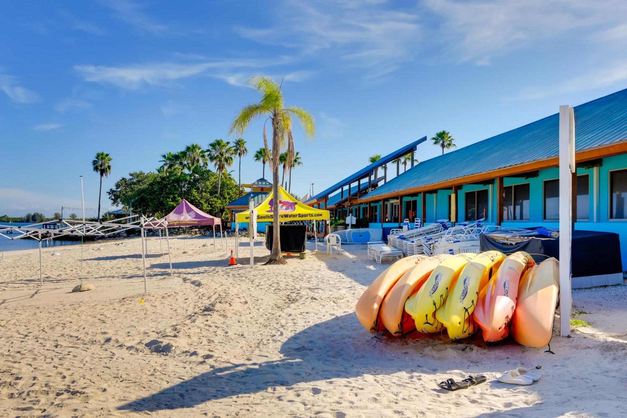 Coastal-Zen Ruskin Retreat Less Than 1 Mi To Beach! 외부 사진